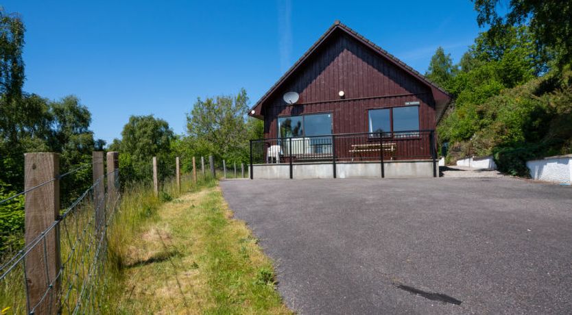 Photo of Achmony Secluded Westend Holiday Home 2