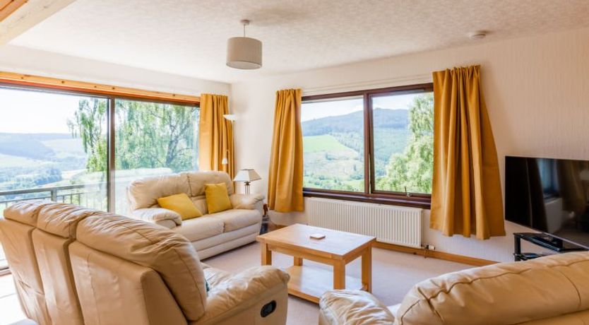 Photo of Achmony Secluded Westend Holiday Home 2