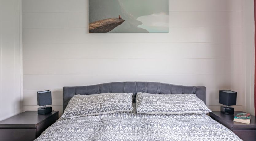 Photo of Loch Leven Lodge 25 East