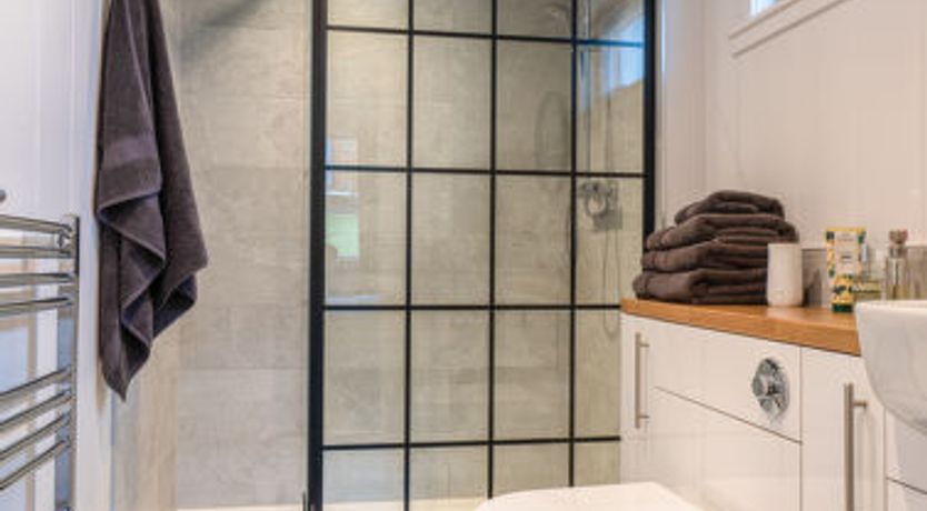 Photo of Loch Leven Lodge 25 East