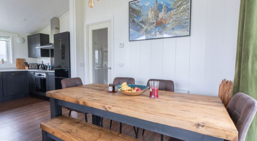 Photo of Loch Leven Lodge 25 East