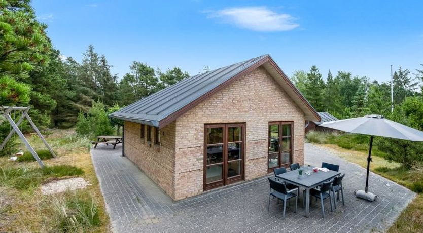 Photo of "Thormar" - 1.5km from the sea