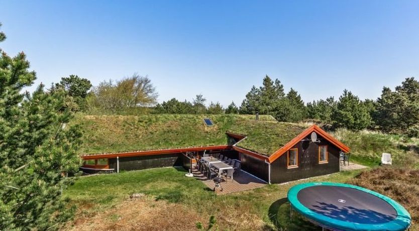 Photo of "Niyazi" - 3.1km from the sea