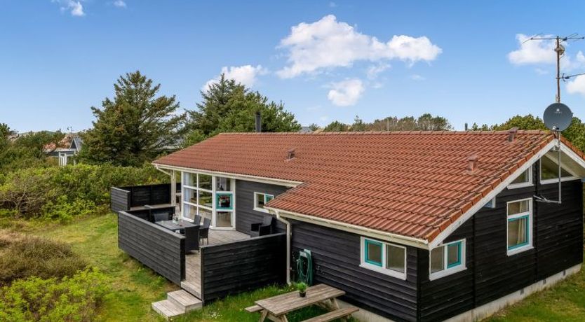 Photo of "Andrie" - 800m from the sea