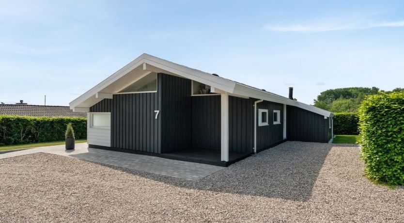 Photo of "Aasta" - 250m from the sea