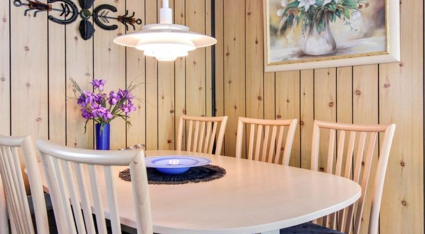 Photo of "Eeske" - 800m from the sea