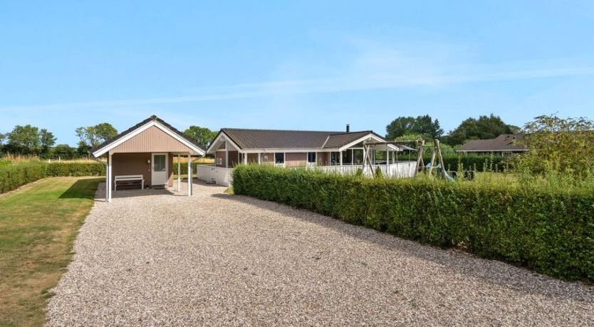 Photo of "Stefanka" - 600m from the sea