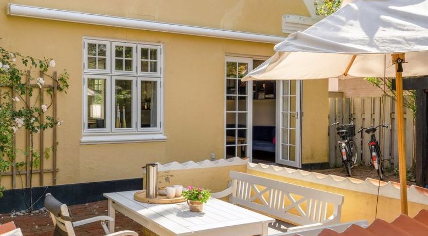 Photo of "Amila" - 425m from the sea