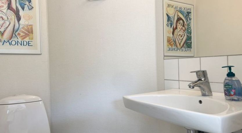 Photo of "Kiris" - 800m from the sea