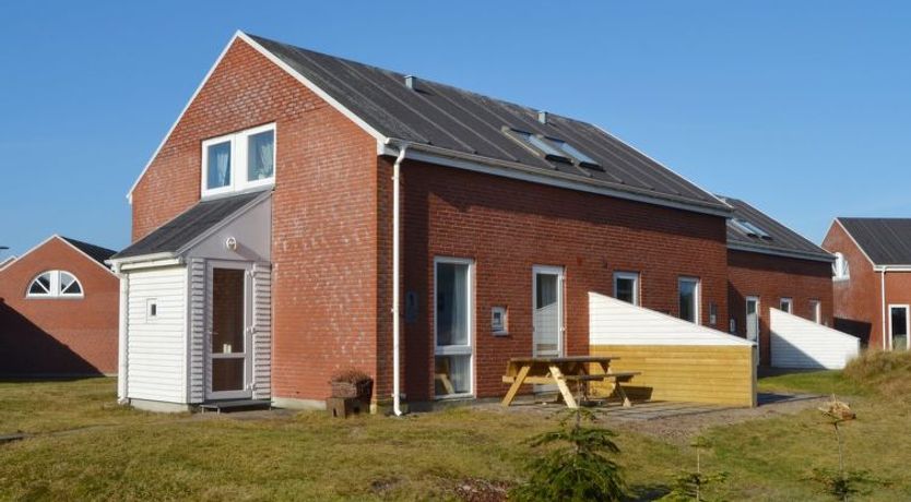 Photo of "Edeltraud" - 2.3km from the sea