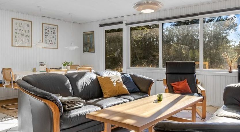 Photo of "Arnold" - 3.3km from the sea