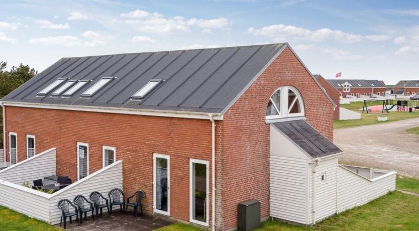 Photo of "Aldora" - 2.3km from the sea