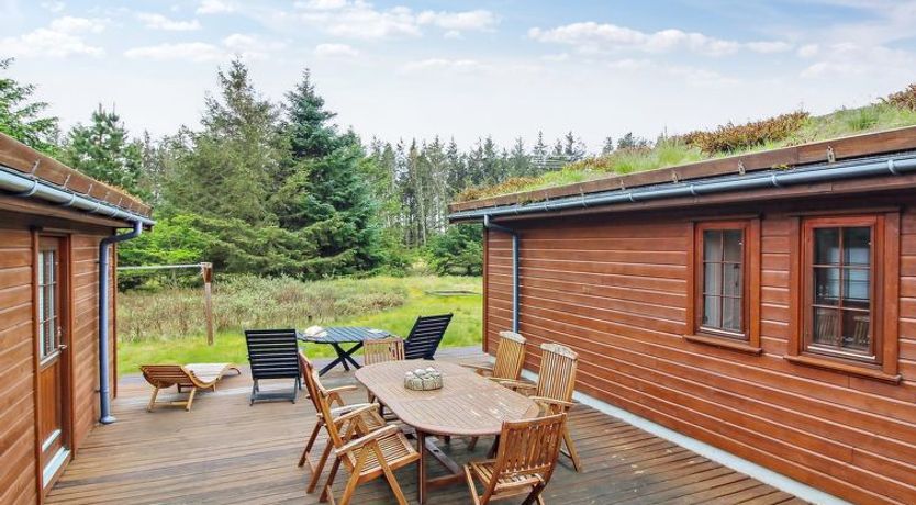 Photo of "Jo" - 1.2km from the sea