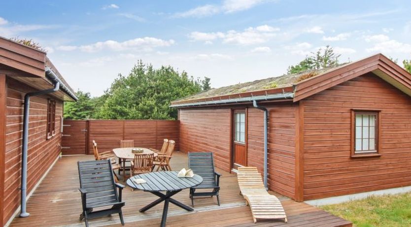 Photo of "Jo" - 1.2km from the sea