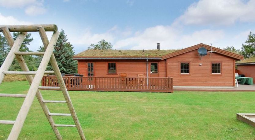 Photo of "Jo" - 1.2km from the sea