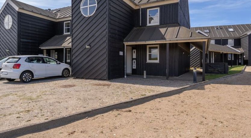 Photo of "Ama" - 100m from the sea