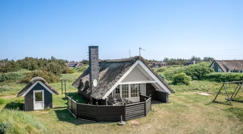 Photo of "Franciska" - 800m from the sea