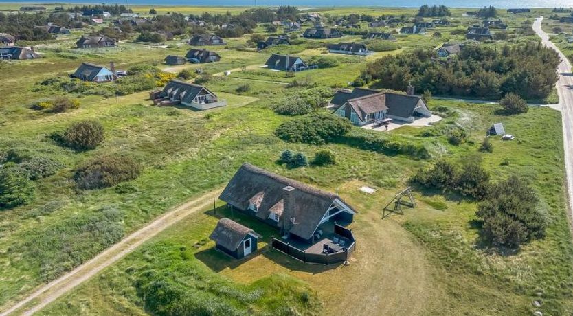 Photo of "Franciska" - 800m from the sea