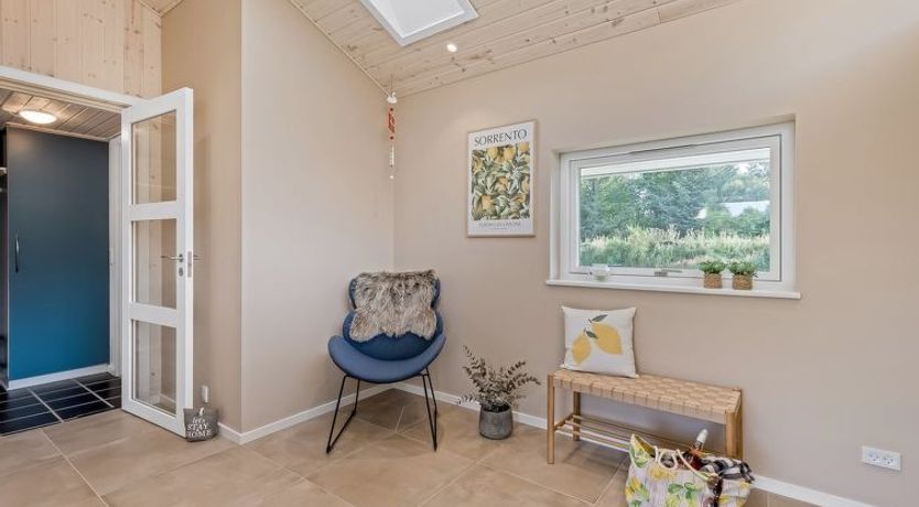 Photo of "Sviðandi" - 1.5km from the sea