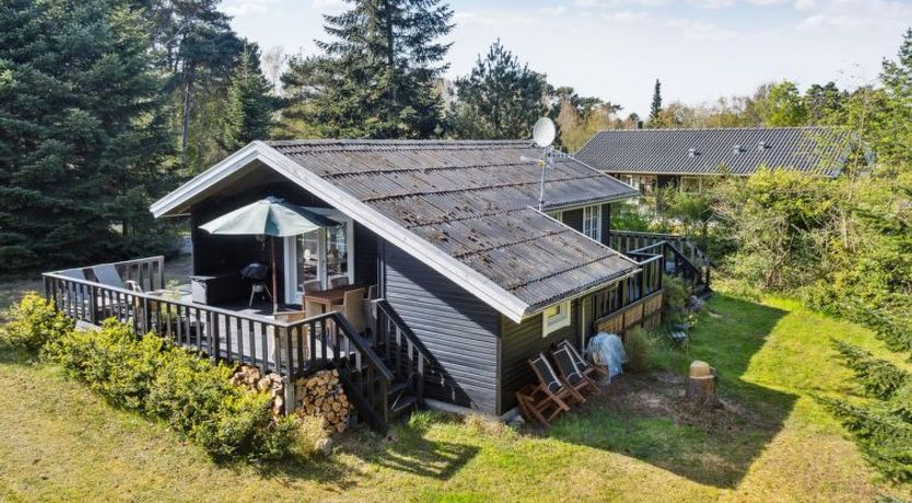 Photo of "Arild" - 10m from the sea