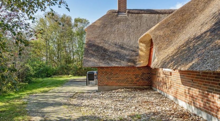 Photo of "Albin" - 2.8km from the sea