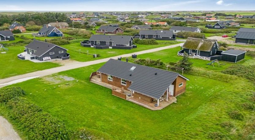 Photo of "Erland" - 500m from the sea