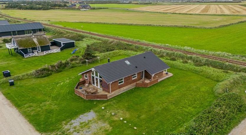 Photo of "Erland" - 500m from the sea