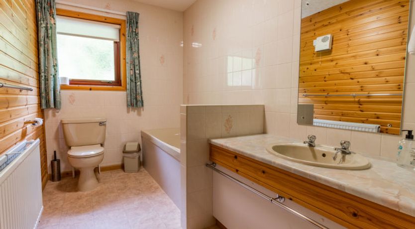 Photo of Achmony Green