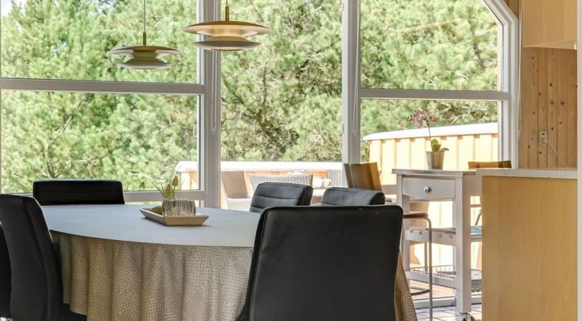 Photo of "Wale" - 3.3km from the sea