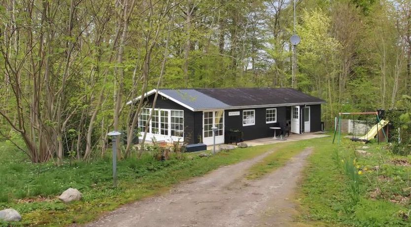 Photo of "Rigmor" - 300m from the sea