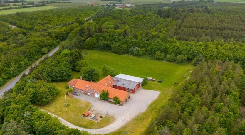 Photo of "Wilmar" - 1km to the fjord