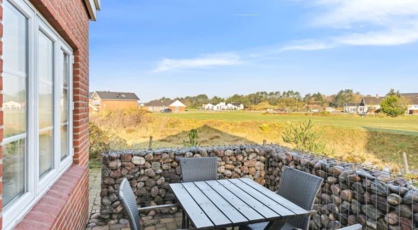 Photo of "Harriette" - 100m from the sea