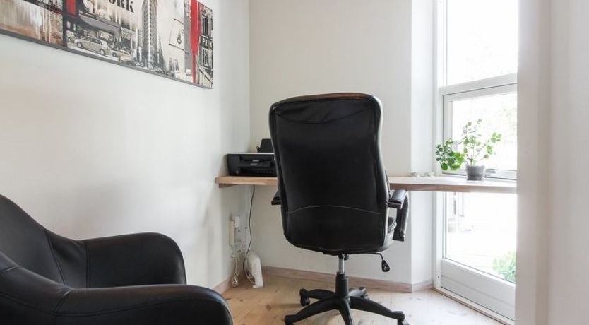 Photo of "Elicia" - 950m from the sea