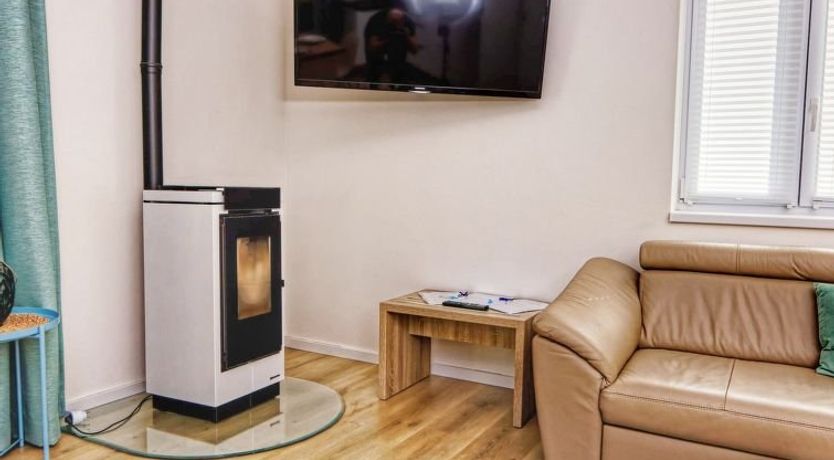 Photo of Lakeside Village 37