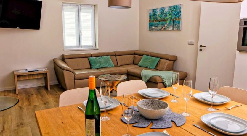 Photo of Lakeside Village 37