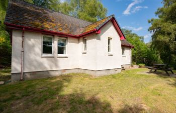 Red Deer Holiday Cottage