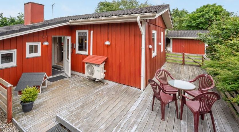 Photo of "Anline" - 900m to the fjord