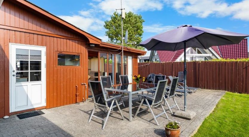 Photo of "Neea" - 40m from the sea