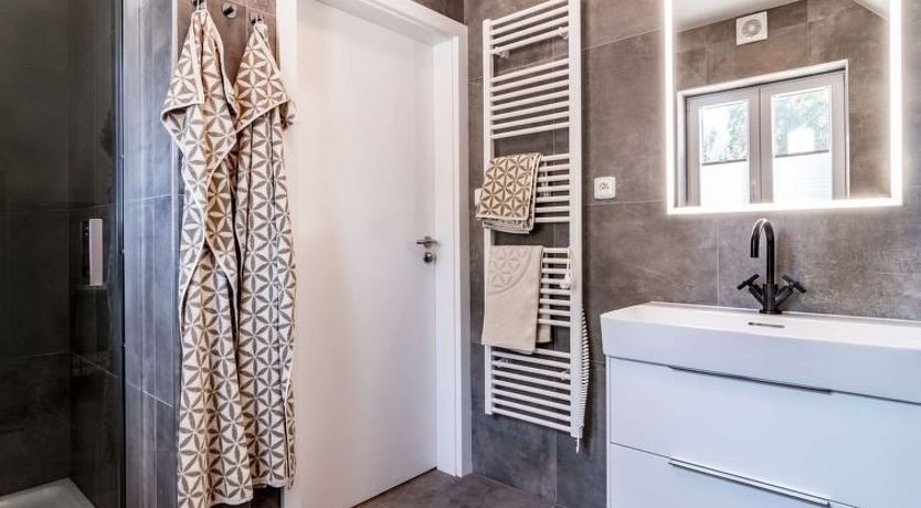 Photo of Lakeside Village 42