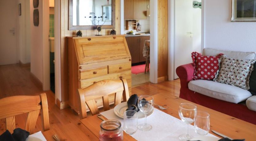 Photo of Europa Est 2 / APT 83