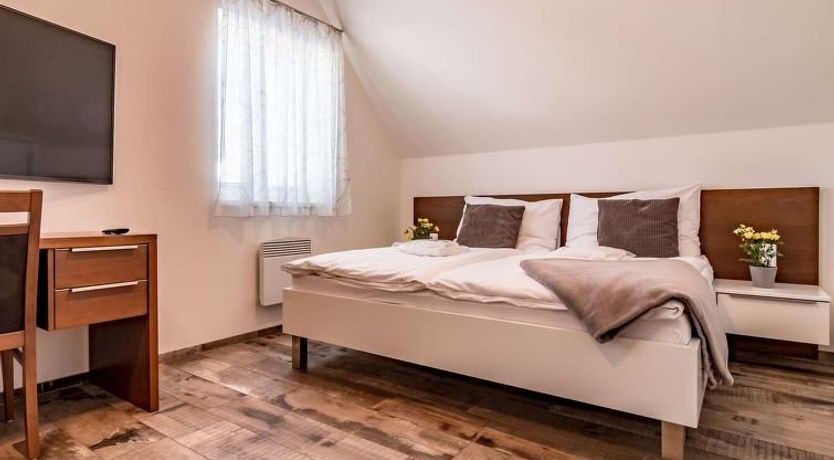 Photo of Lakeside Village 28 (+ sauna)