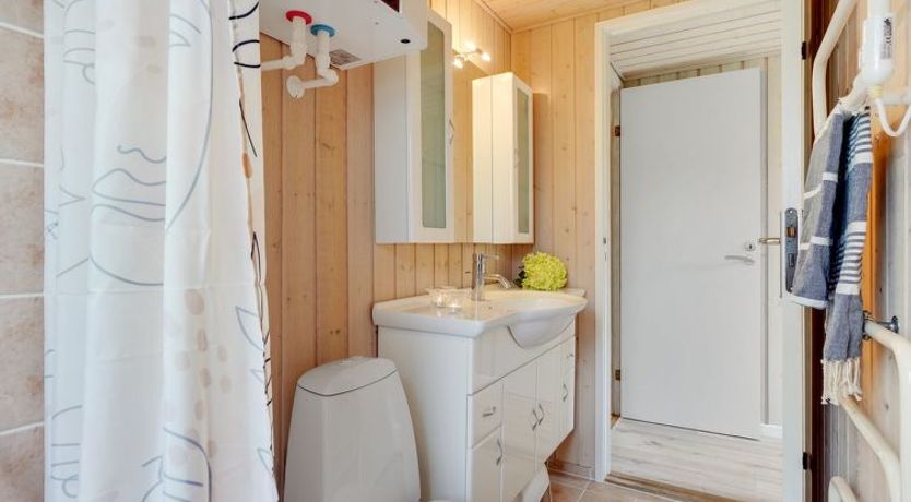 Photo of "Sheemen" - 700m to the fjord