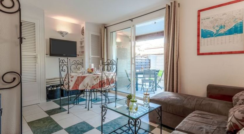 Photo of Les Toscanes Holiday Home 2