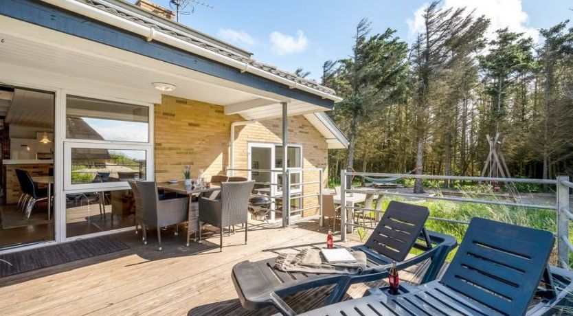 Photo of "Ewy" - 300m from the sea