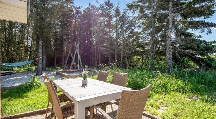 Photo of "Ewy" - 300m from the sea