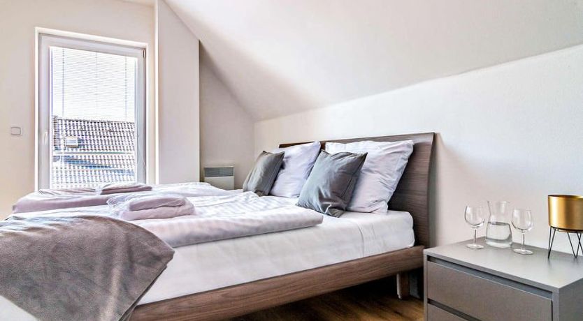 Photo of Lakeside Village 40