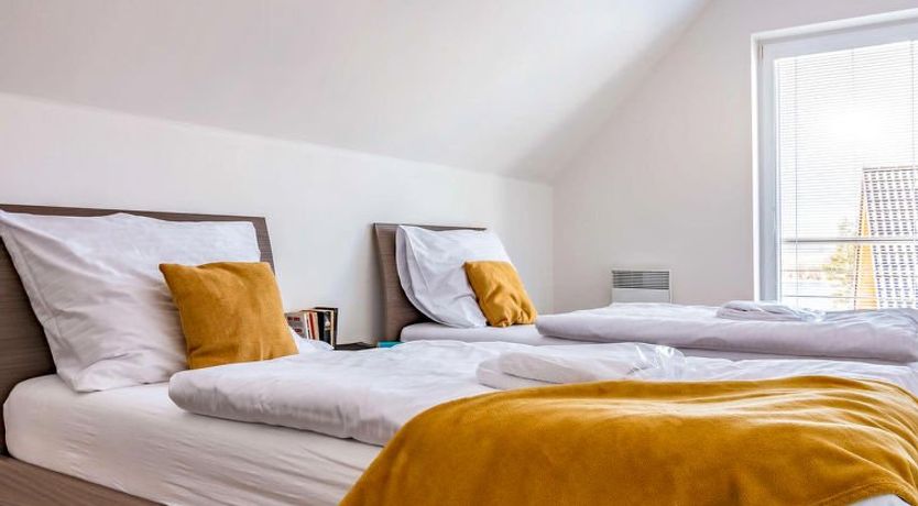 Photo of Lakeside Village 40