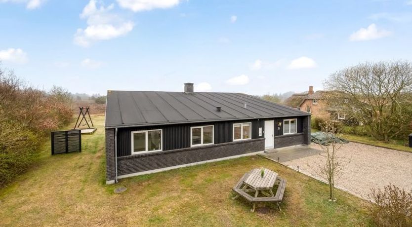 Photo of "Righer" - 600m to the fjord