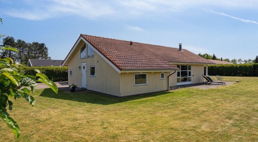 Photo of "Wreth" - 300m from the sea