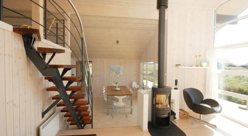 Photo of "Ung" - 150m from the sea